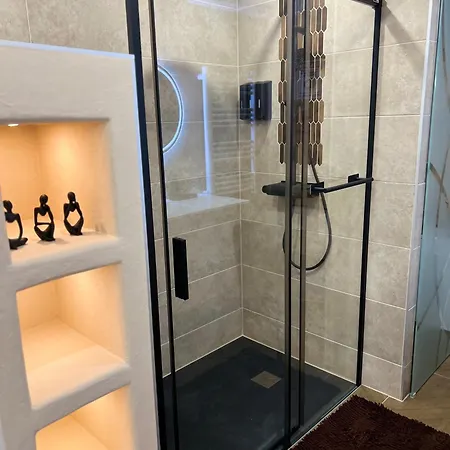 Maison Caprice, Jacuzzi Διαμέρισμα Bitche